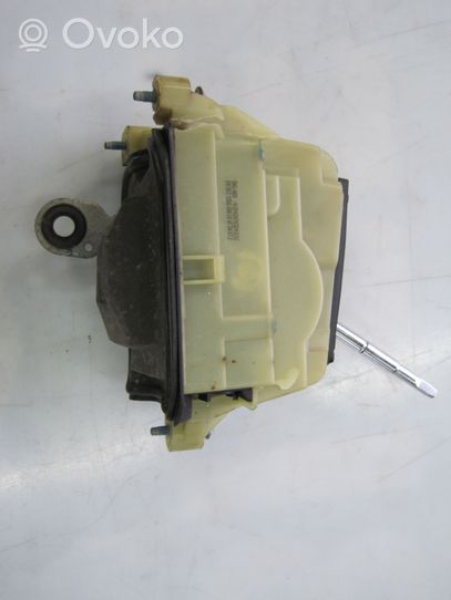 Mercedes-Benz E A207 Gear selector/shifter (interior) A2042676324