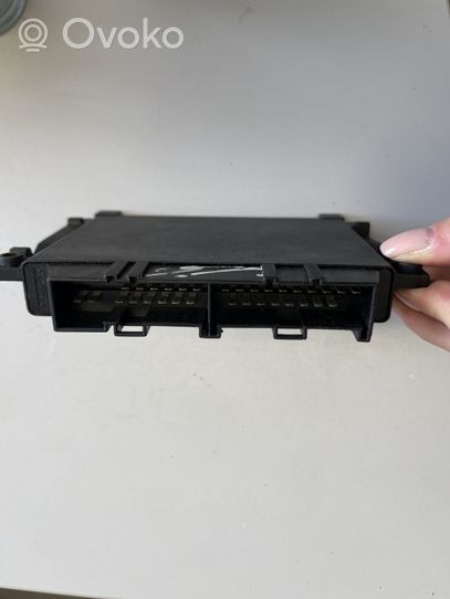 Mercedes-Benz E W210 Module de contrôle de boîte de vitesses ECU A0275450232