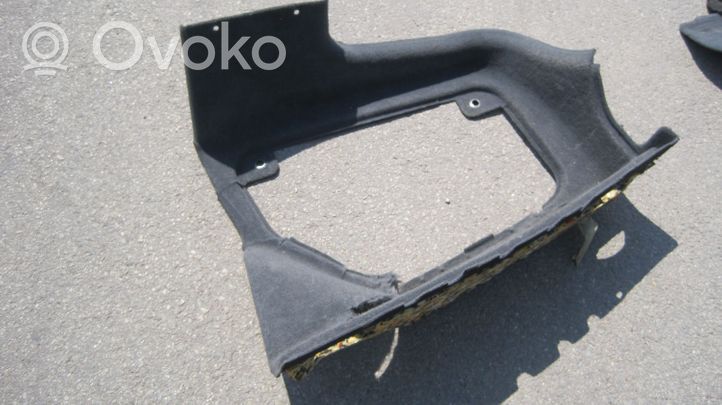 Maserati Quattroporte Dolny panel schowka koła zapasowego 067227306