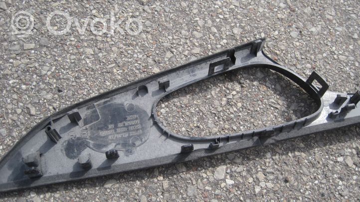 Nissan X-Trail T32 Front door trim bar 806834CL0A