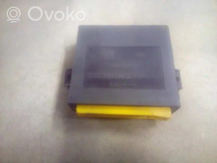 Opel Astra F Door central lock control unit/module 90359788