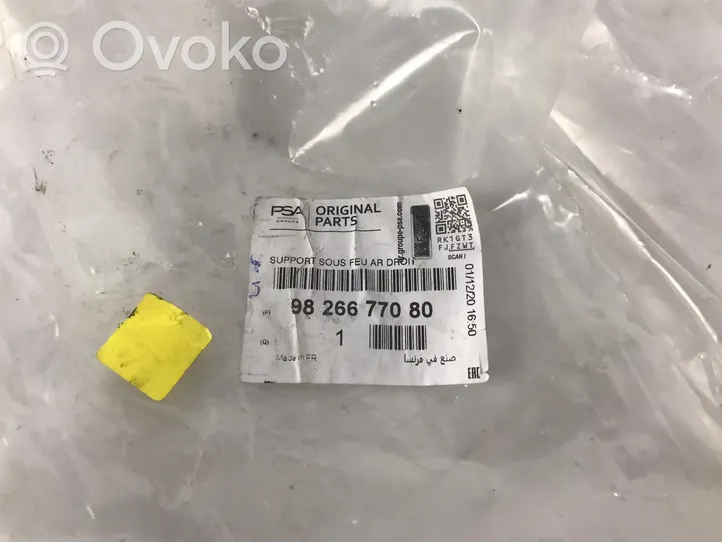 Citroen C5 Aircross Takapuskurin kannake 9826677080