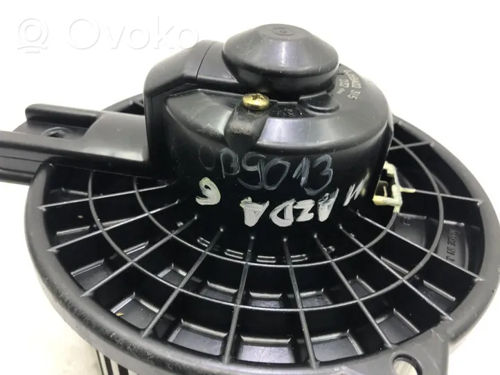 Mazda 6 Ventola riscaldamento/ventilatore abitacolo GJ6BA02