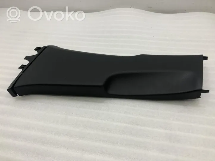 Volkswagen PASSAT B6 Other sill/pillar trim element 