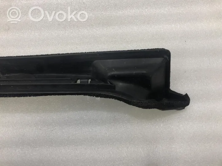 Toyota Corolla E120 E130 Panel wykończeniowy błotnika 