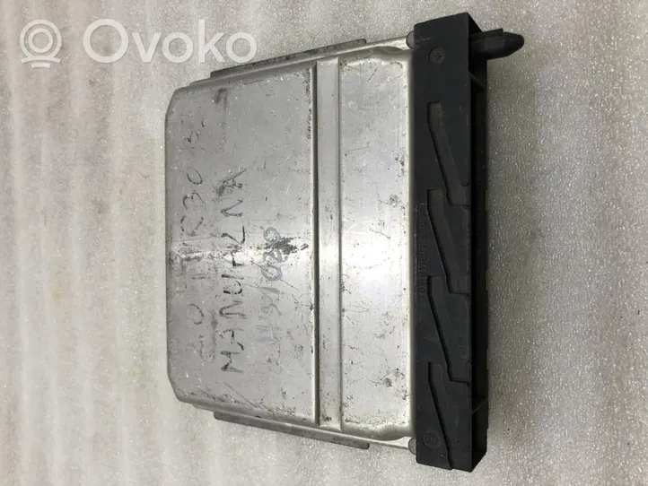 Volvo S70  V70  V70 XC Unité de commande, module ECU de moteur 