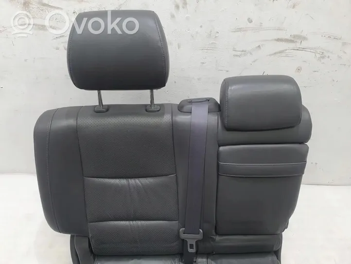 Toyota Land Cruiser FJ Asiento trasero 