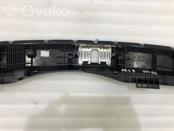 Audi A6 C7 Panel osłony bagażnika 4G9864483