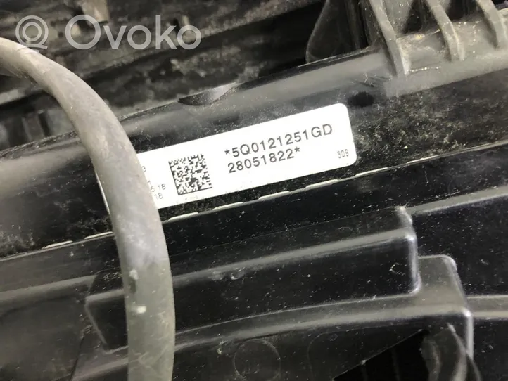 Skoda Octavia Mk1 (1U) Support de radiateur sur cadre face avant 5Q0121251GD