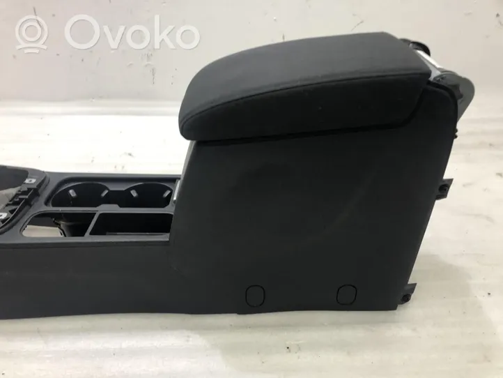 Volkswagen Tiguan Centrinė konsolė 5N0862535