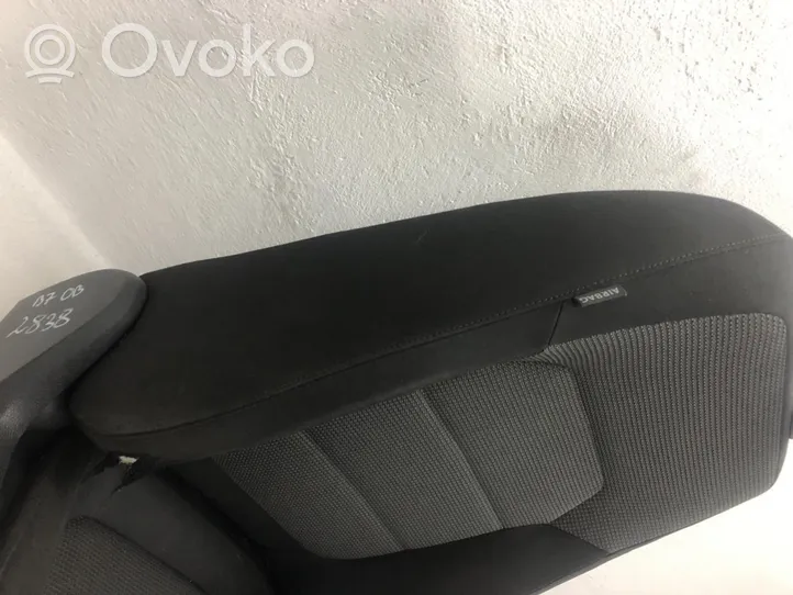 Volkswagen PASSAT B7 Front passenger seat 