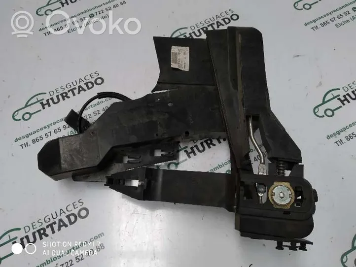 Ford Fiesta Serratura portiera anteriore 2S61A21978A