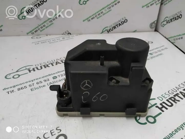 Mercedes-Benz E W124 Door central lock control unit/module 0008001148