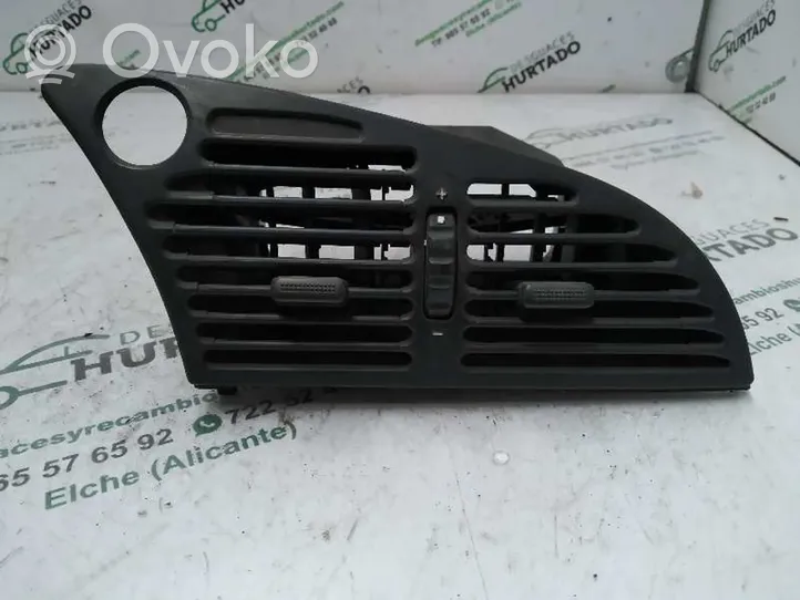 Citroen Xsara Dash center air vent grill 9637241577