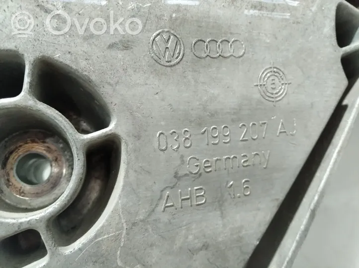 Volkswagen Polo Moottorin kiinnikekorvake 038199207AJ