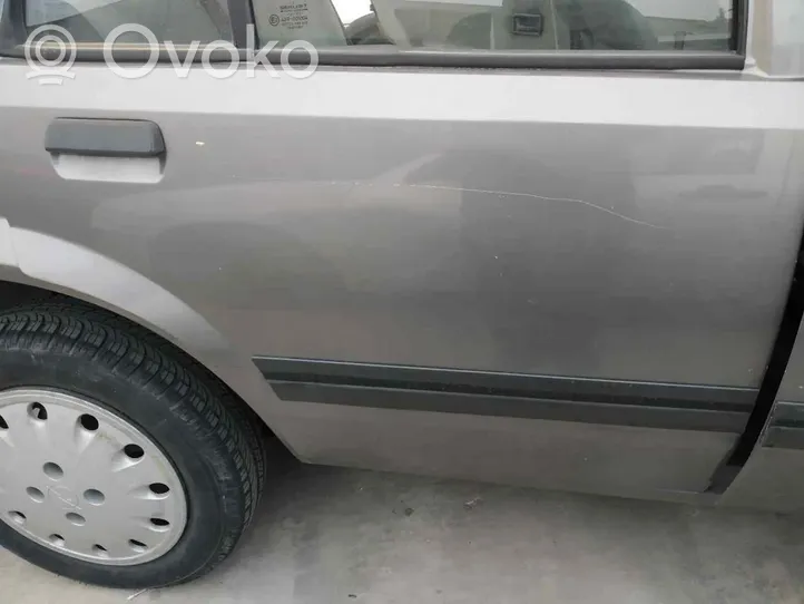 Opel Corsa A Puerta trasera 