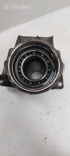 BMW 3 E46 Driveshaft support bearing bracket 7500853