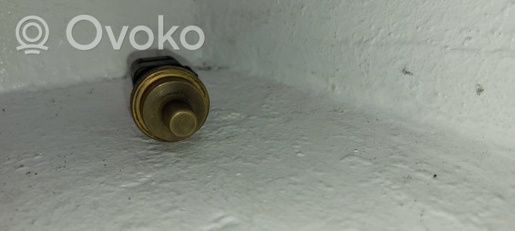 Volkswagen Touareg I Czujnik temperatury płynu chłodzącego 4B0973712