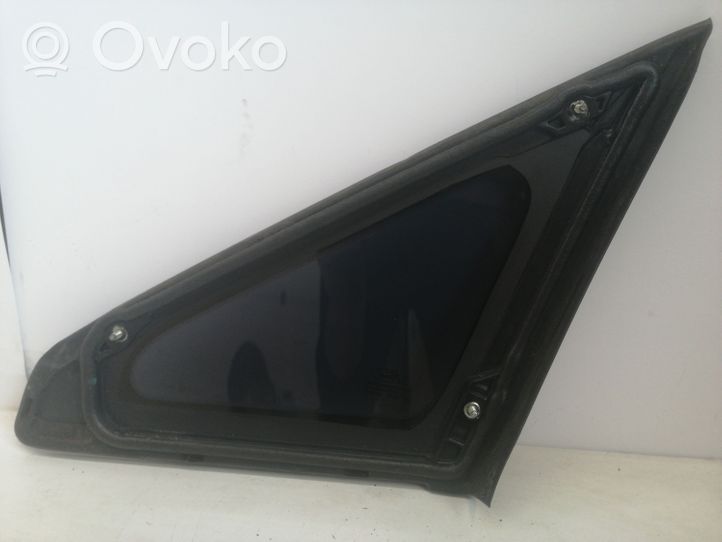 Ford C-MAX I Front triangle window/glass DOT27AS2M23100