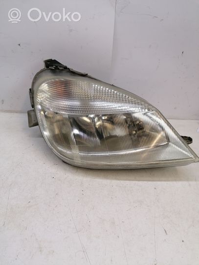 Mercedes-Benz Vaneo W414 Lampa przednia 0301189202