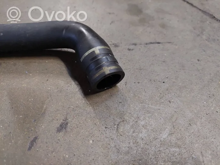 Volvo V50 Durite de refroidissement tube 