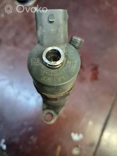 Citroen Xsara Picasso Injecteur de carburant 0445110239