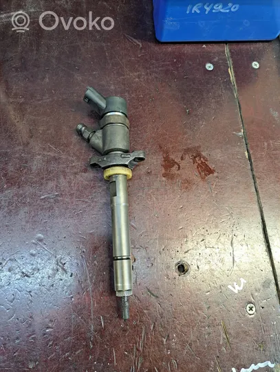 Citroen Xsara Picasso Injecteur de carburant 04451110239