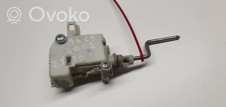 Audi A6 S6 C5 4B Motorino del tappo del serbatoio del carburante 4B0862153