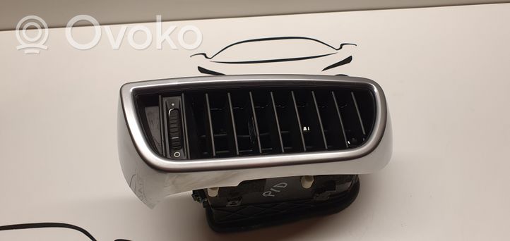Porsche Cayenne (92A) Dash center air vent grill 