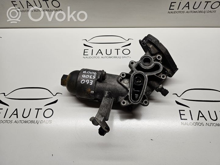 BMW 5 E60 E61 Supporto di montaggio del filtro dell’olio 7788453