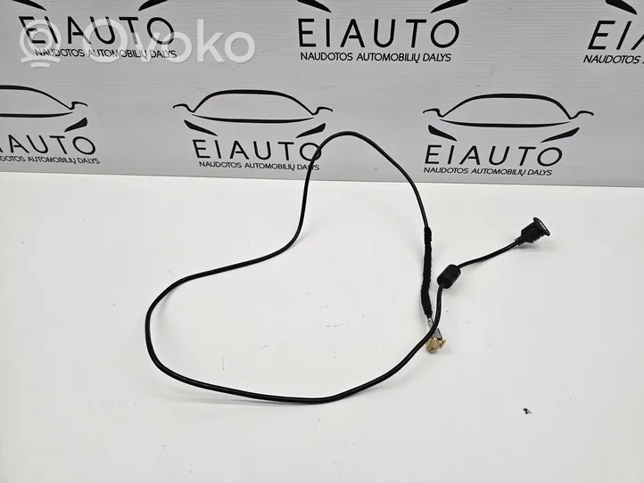 BMW X6 E71 USB-pistokeliitin 9145760