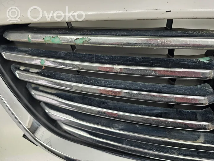 Mazda 6 Grille de calandre avant G46L50717