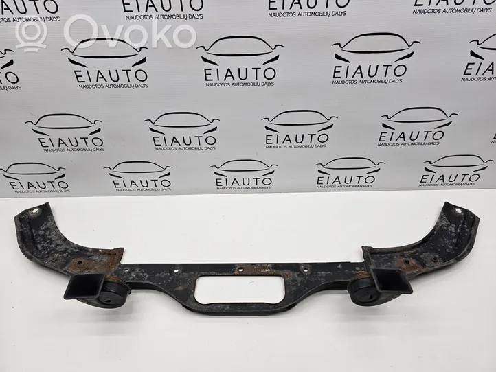 Mazda 6 Staffa del pannello di supporto del radiatore parte superiore 