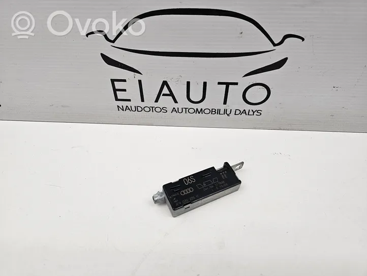 Audi A6 S6 C6 4F Pystyantennivahvistin 4F9035225H