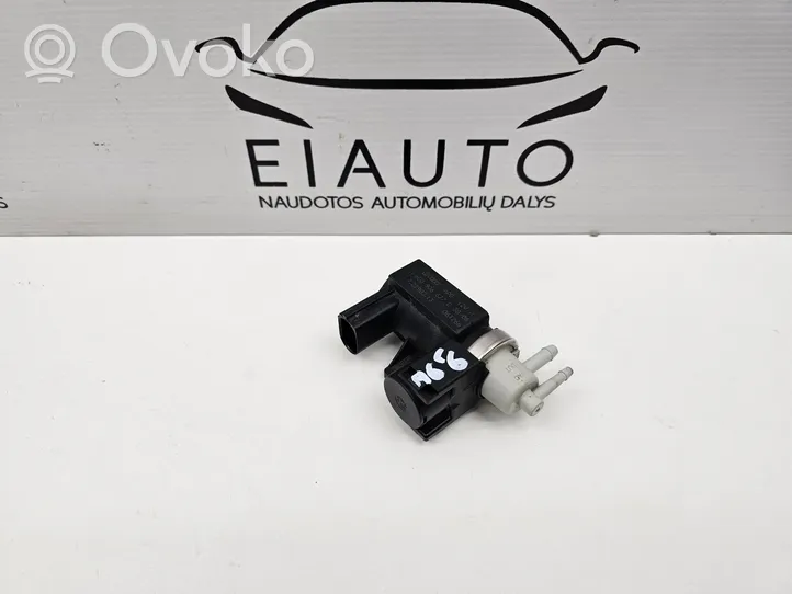 Audi A6 S6 C6 4F Turbolader Druckwandler Magnetventil 8E0906627C