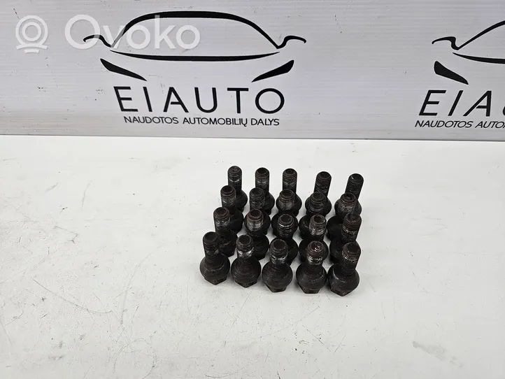 BMW 3 E90 E91 Nuts/bolts 