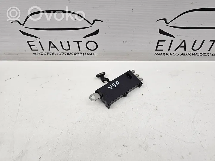 Volvo V50 Antenas pastiprinātājs 30737918