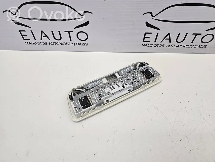 Mercedes-Benz C W204 Illuminazione sedili posteriori A2048204901