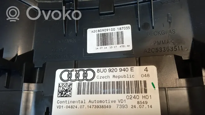 Audi Q3 8U Nopeusmittari (mittaristo) 