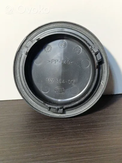 Opel Astra J Osłona żarówki lampy przedniej 14735400