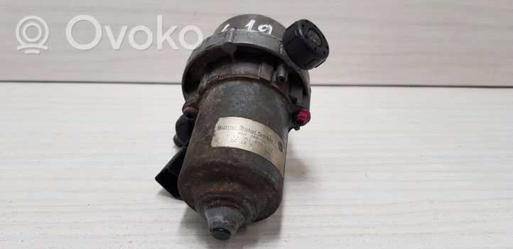 Audi A4 S4 B6 8E 8H Pompe de circulation d'eau, chauffage auxiliaire Webasto 86238600