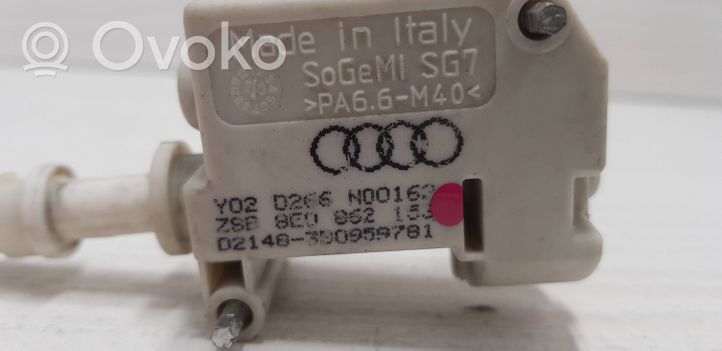 Audi A4 S4 B7 8E 8H Serratura del tappo del serbatoio del carburante 8E0862153