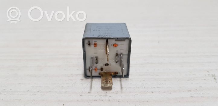 Audi A8 S8 D2 4D Other relay 443951253K
