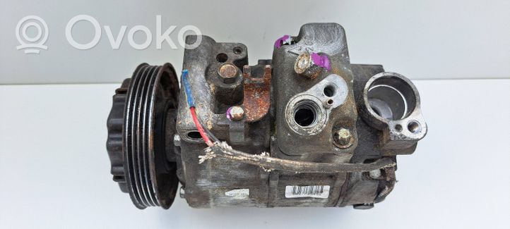 Audi A6 S6 C5 4B Ilmastointilaitteen kompressorin pumppu (A/C) 4B0260805J