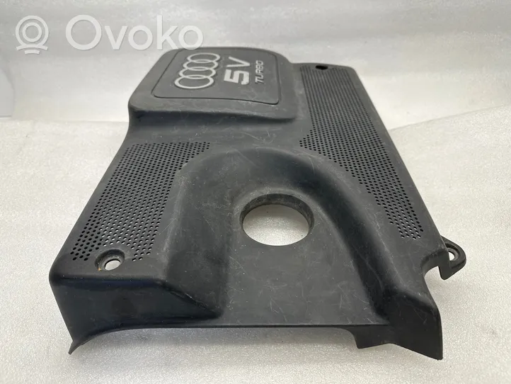 Audi TT Mk1 Couvercle cache moteur 06A103724G