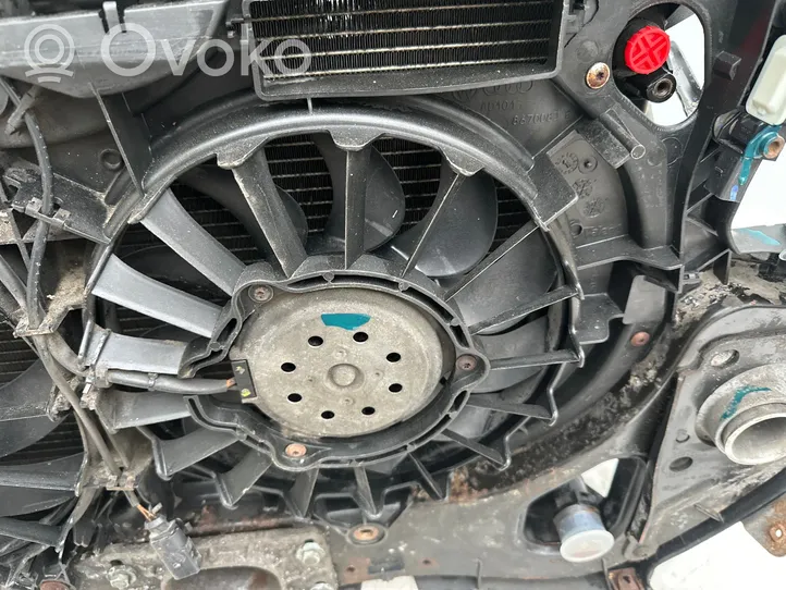 Audi A4 S4 B6 8E 8H Jäähdyttimen kehyksen suojapaneeli 8E0805594B