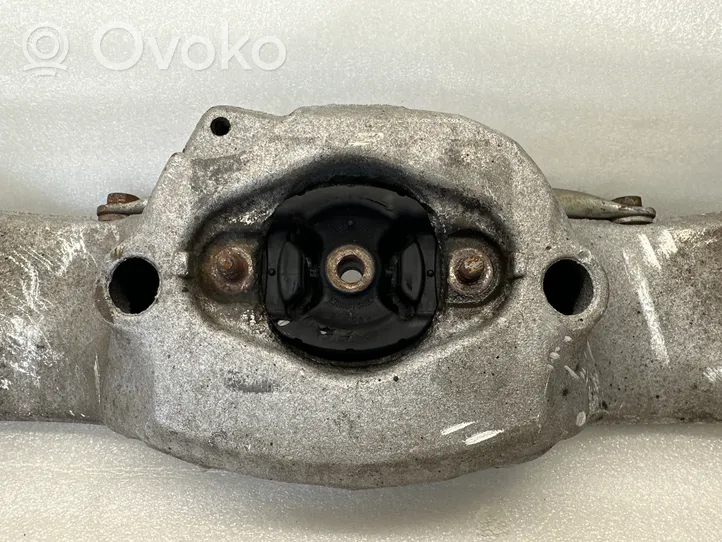 Audi A4 S4 B6 8E 8H Etuapurunko 8E0399263