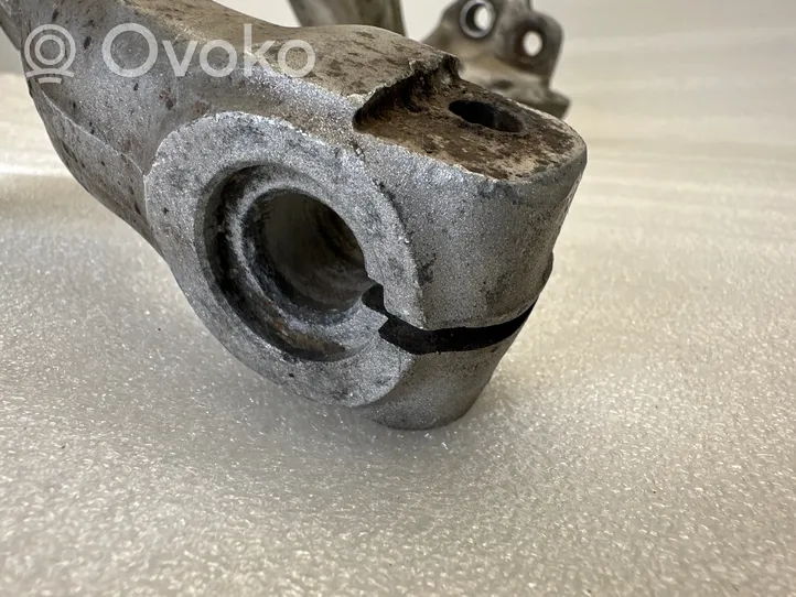 Audi A6 S6 C6 4F Fuso a snodo con mozzo ruota anteriore R4F0257