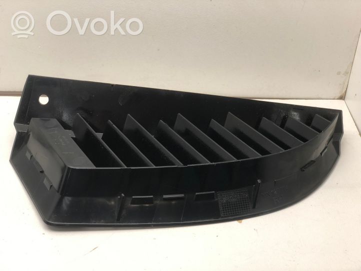 Mitsubishi Colt CZ3 Grille calandre supérieure de pare-chocs avant 