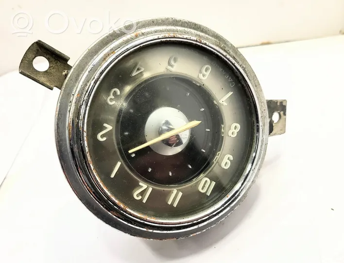 GAZ 21 Horloge 